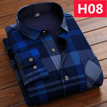 Charger l'image dans la galerie, Winter Thick Velvet Dress Shirt For Men Casual Long Sleeve Plaid Warm Fleece Lining Shirts Fashion Soft Flannel Plus Size L-4XL